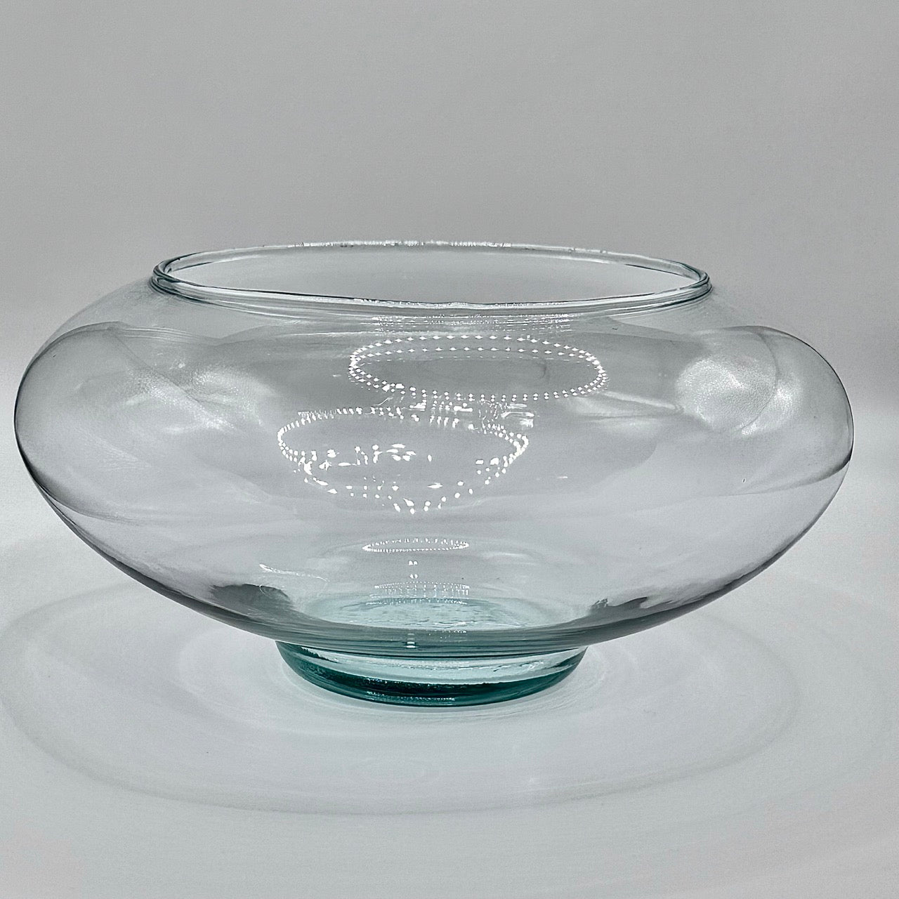 Beebe Gallini Round Powder Puff Glass Bowl, clrnc